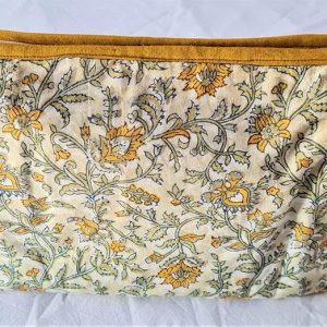 Floral jaal  Design Light Green Multipurpose / Toiletry Bag